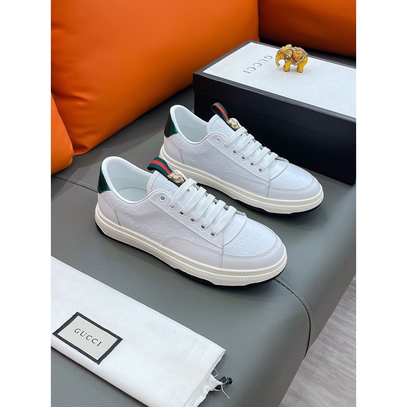 G*u*i casual shoes